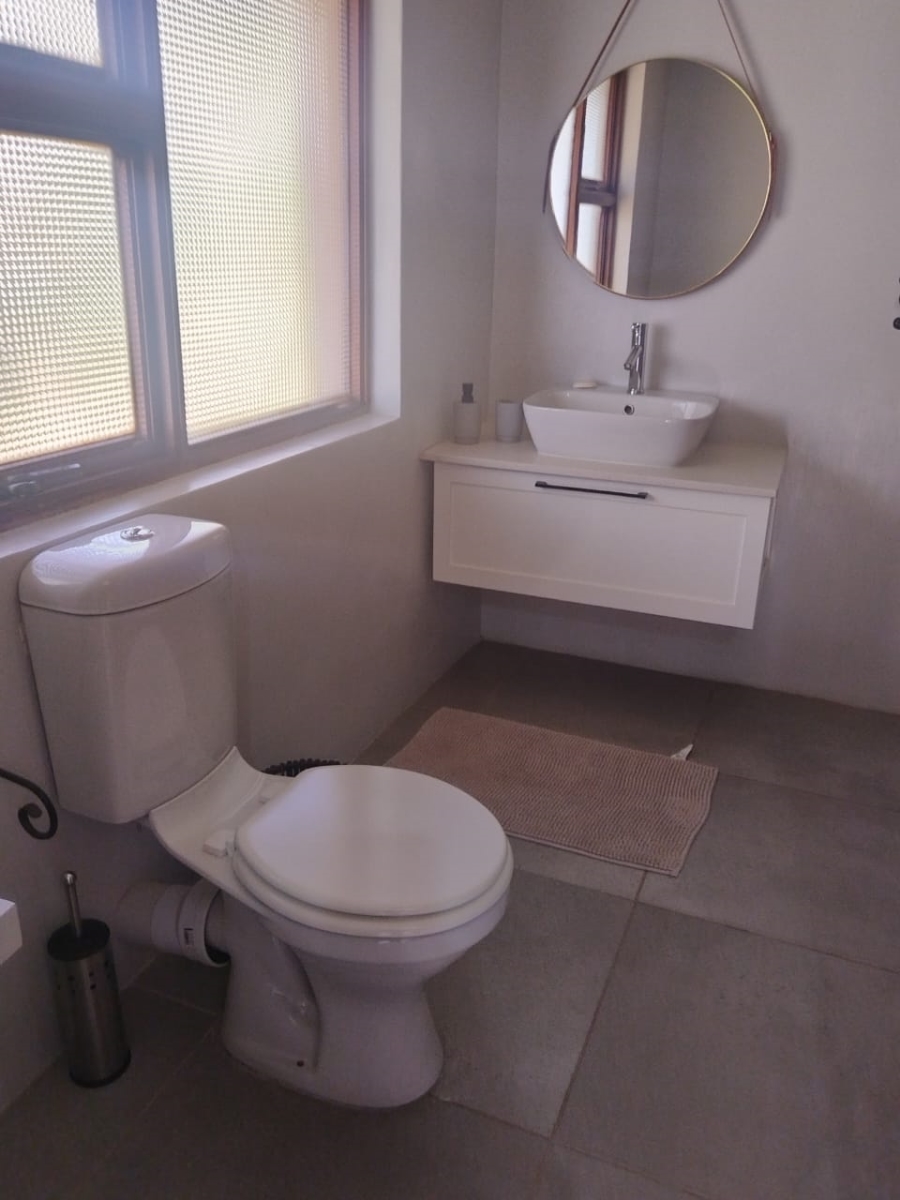 7 Bedroom Property for Sale in Lakeland North West
